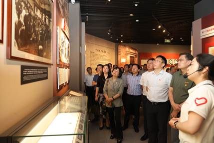 说明: //zzb.zipaicn.net/__local/6/BD/3E/186ED0FD6D6DCA23770820E1919_52C55842_4F3E4.jpeg